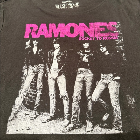 Torrid Ramones Vintage Black Slim Fit Crew Tee - Picture 7 of 11